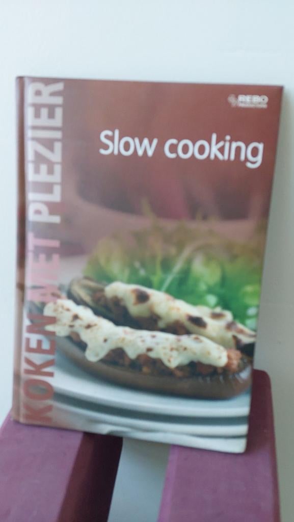 Koken met plezier: Slow cooking kookboek, Ophalen of Verzenden, Hoofdgerechten, Overige gebieden, Onbekend