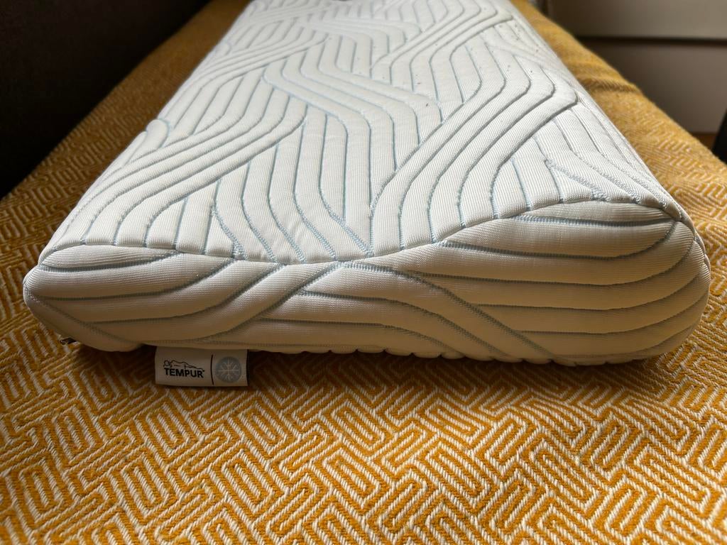 TEMPUR Original SmartCool™ Hoofdkussen, Ophalen of Verzenden, Zo goed als nieuw, Eenpersoons, 70 cm of minder