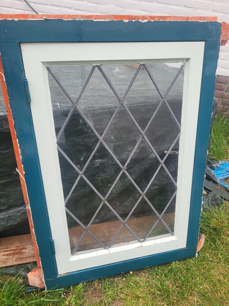 Te koop: kozijn glas in lood jaren 60, Doe-het-zelf en Verbouw, Kozijnen en Schuifpuien, Ophalen of Verzenden, Hout, 75 tot 150 cm