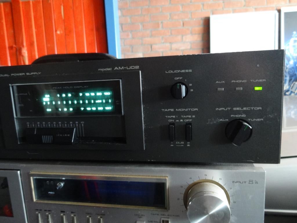 Akai AM-U02 Versterker, Ophalen, Stereo, Minder dan 60 watt, Overige merken