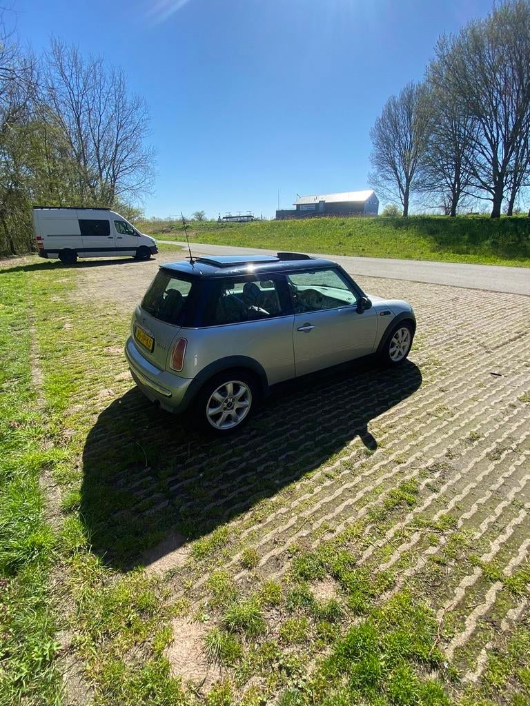 Mini Cooper 1.6 2002, Ophalen
