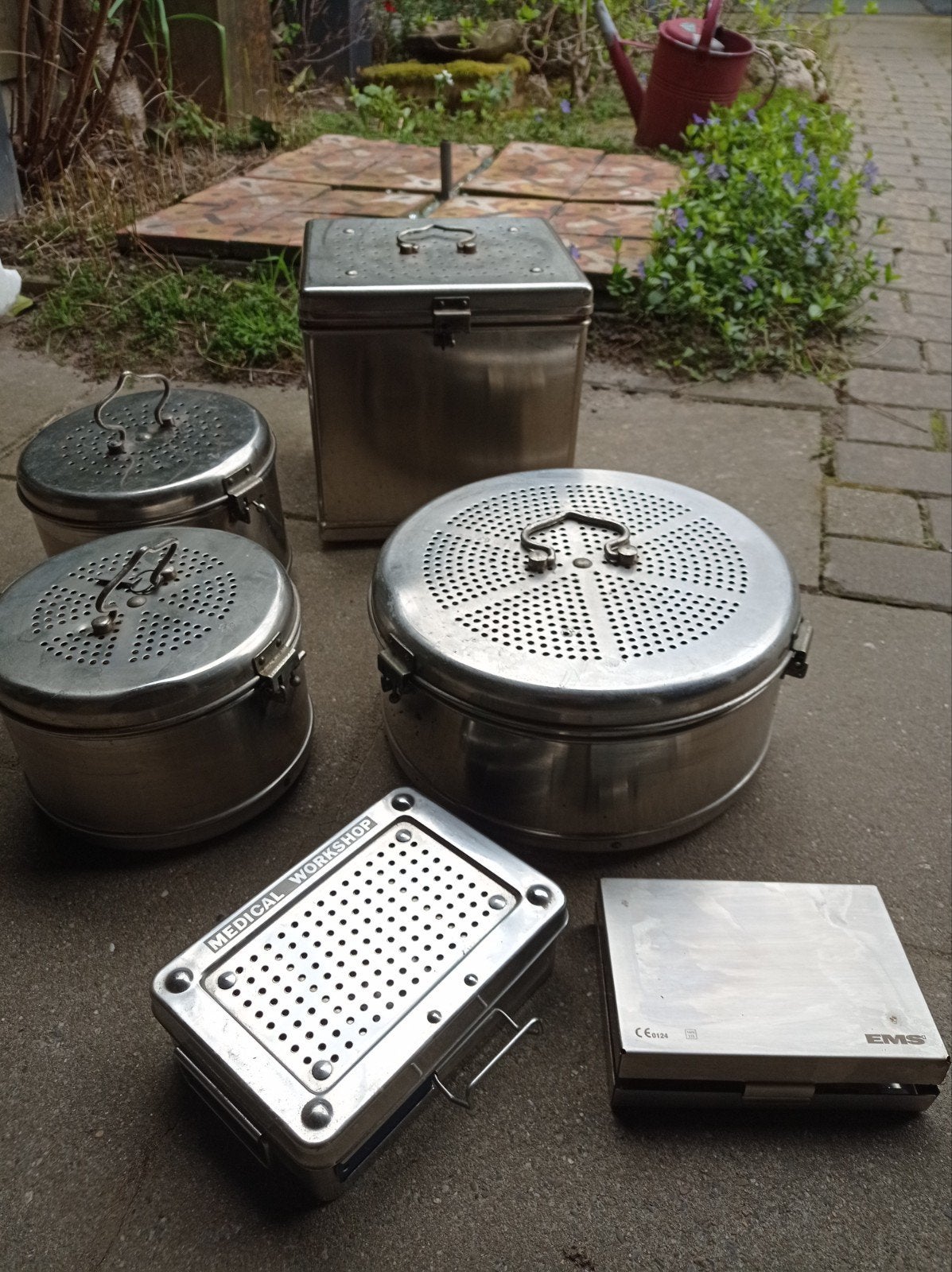 vintage Set van 6 Sterilisatiecontainers - Medisch Roestvrij, Ophalen