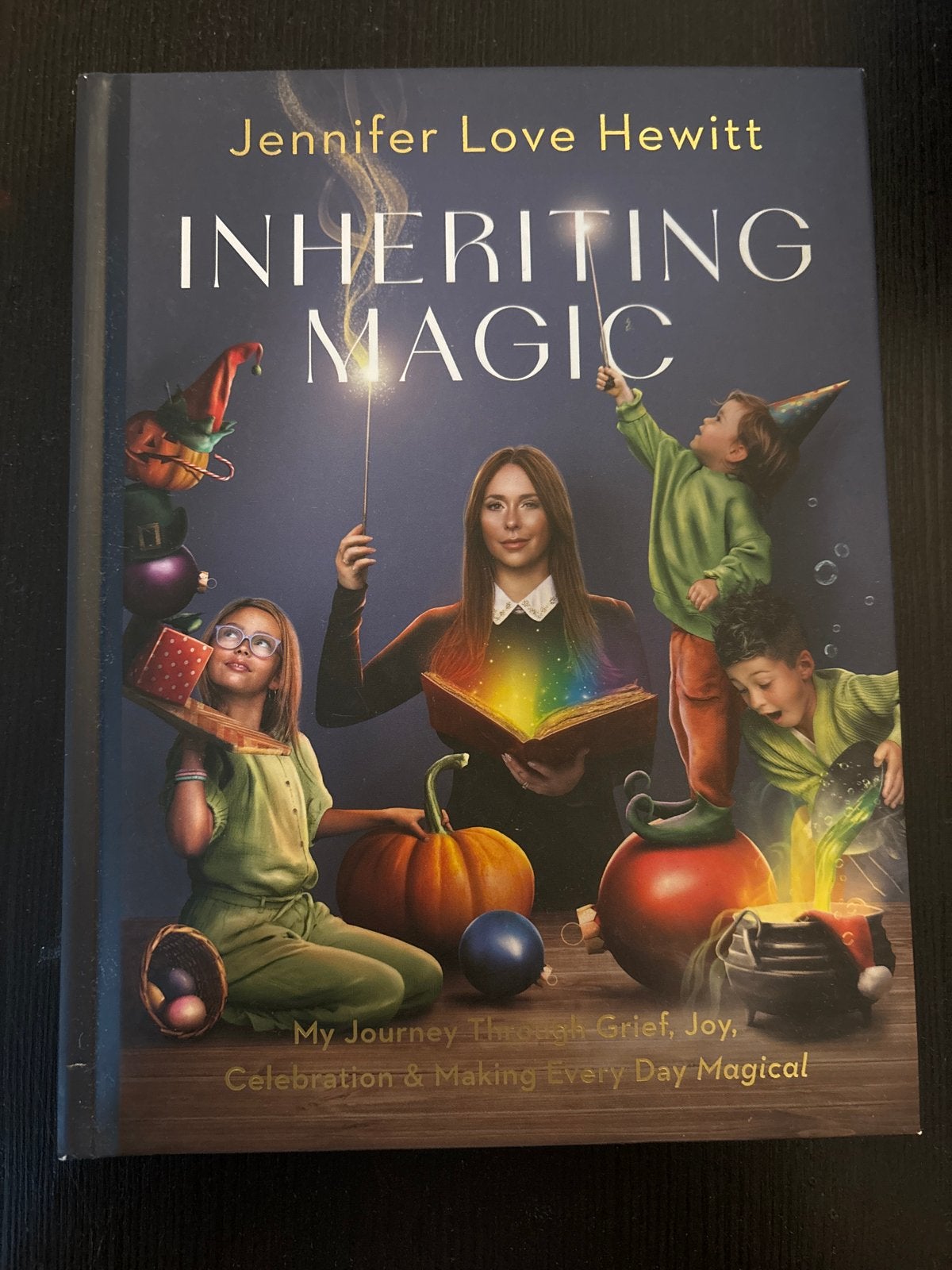 Inheriting Magic - Jennifer Love Hewitt (Engels), Ophalen of Verzenden, Zo goed als nieuw