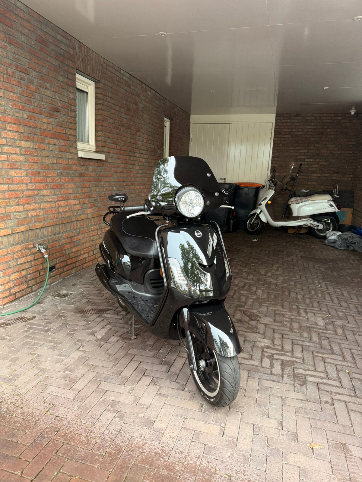 Sym fiddle 2, Ophalen of Verzenden, Zo goed als nieuw, Benzine, Fiddle