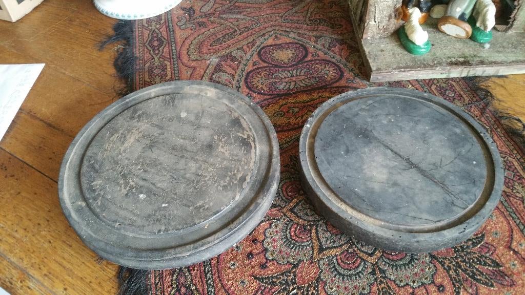 1 oude brocante zwarte ronde onderschaal voor stolpen, Antiek en Kunst, Ophalen of Verzenden
