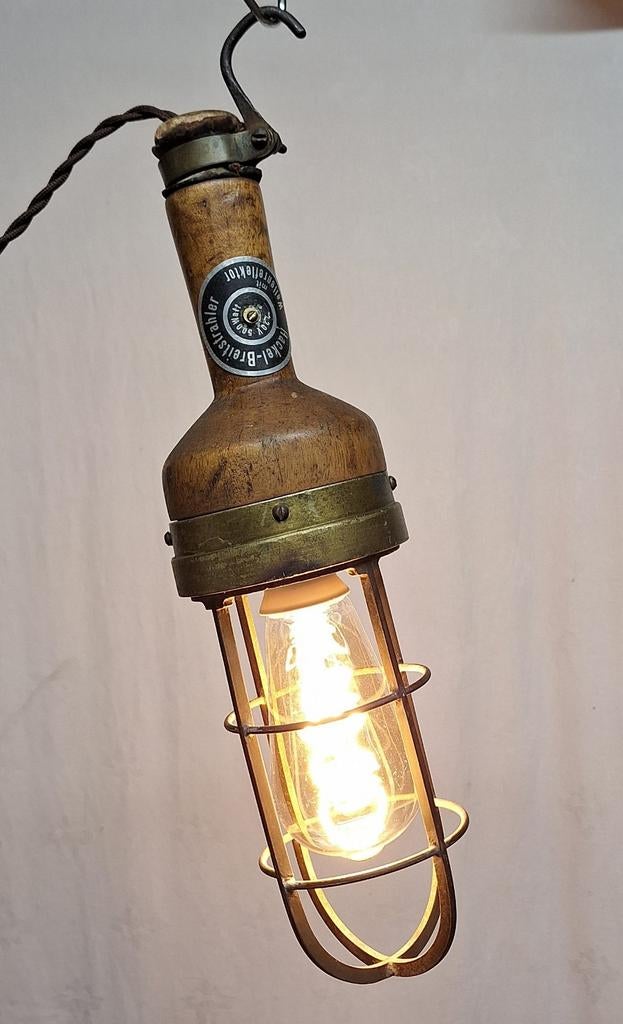 Prachtige antieke looplamp met een robuuste houten handgreep, Ophalen of Verzenden