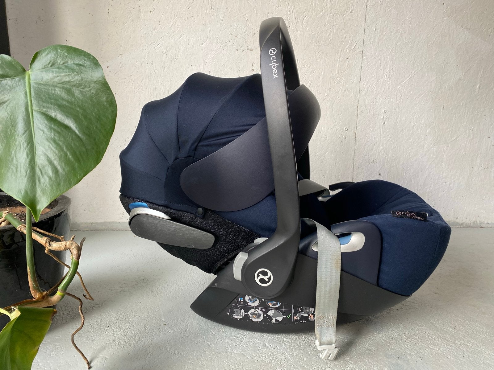 Cybex Cloud Z i-Size platinum Autostoel 8.0 Consumentenbond, Autogordel of Isofix, Verstelbare rugleuning, Zo goed als nieuw, 0 t/m 13 kg