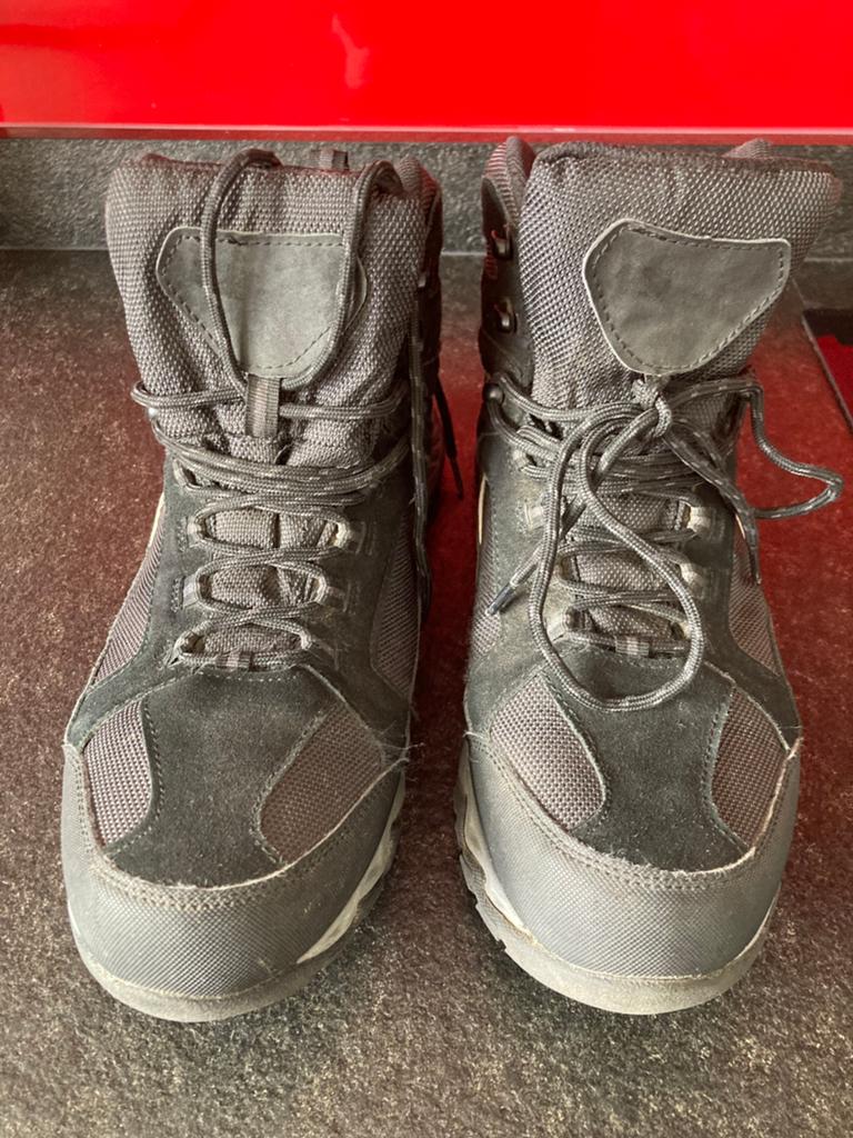 Heren wandel schoenen, Ophalen of Verzenden, Zo goed als nieuw, Zwart, Wandelschoenen of Bergschoenen
