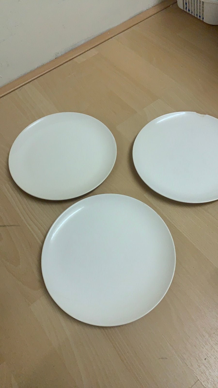 Crèmekleurige ontbijtborden (3 stuks), Ophalen of Verzenden, Gebruikt, Bord(en)