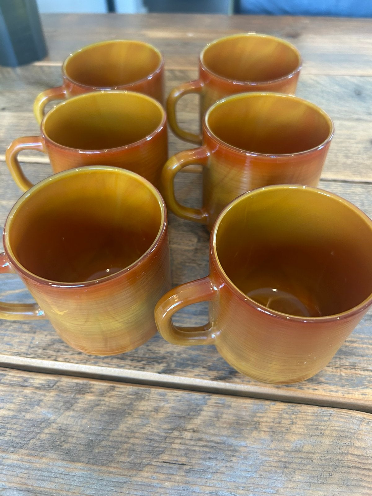 Set van 6 vintage Arcopal Volcan BP-mokken – jaren 70/80, Huis en Inrichting, Overige merken, Vintage, Ophalen of Verzenden, Kop(pen) en/of Schotel(s)