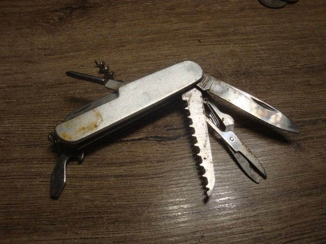 oude zakmes met tools, Ophalen of Verzenden, Gebruikt