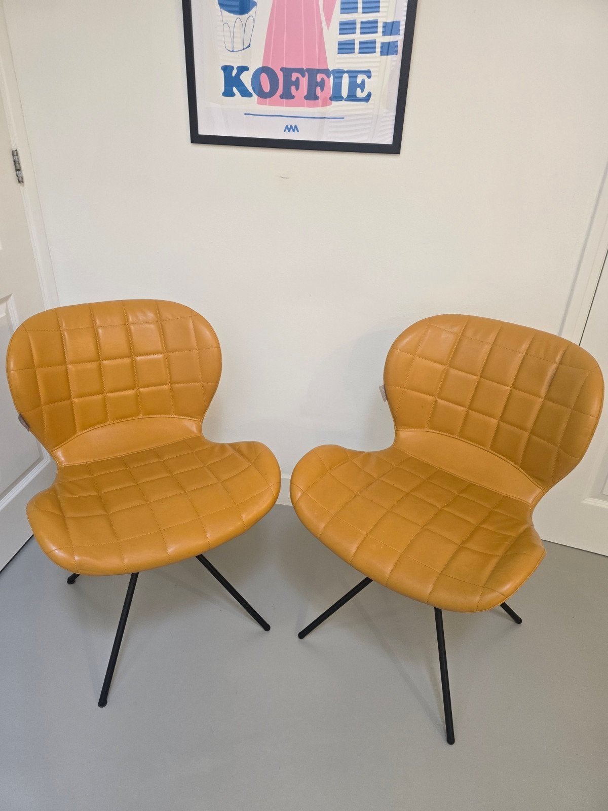 Zuiver OMG eetkamerstoelen - set van 2, Huis en Inrichting, Stoelen, Gebruikt, Twee, Overige kleuren, Ophalen of Verzenden