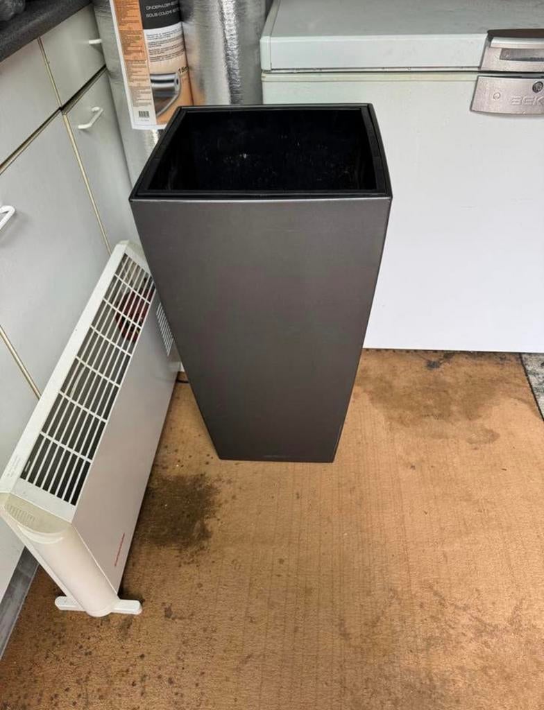 Pot, Tuin en Terras, Bloempotten, Ophalen of Verzenden, Zo goed als nieuw