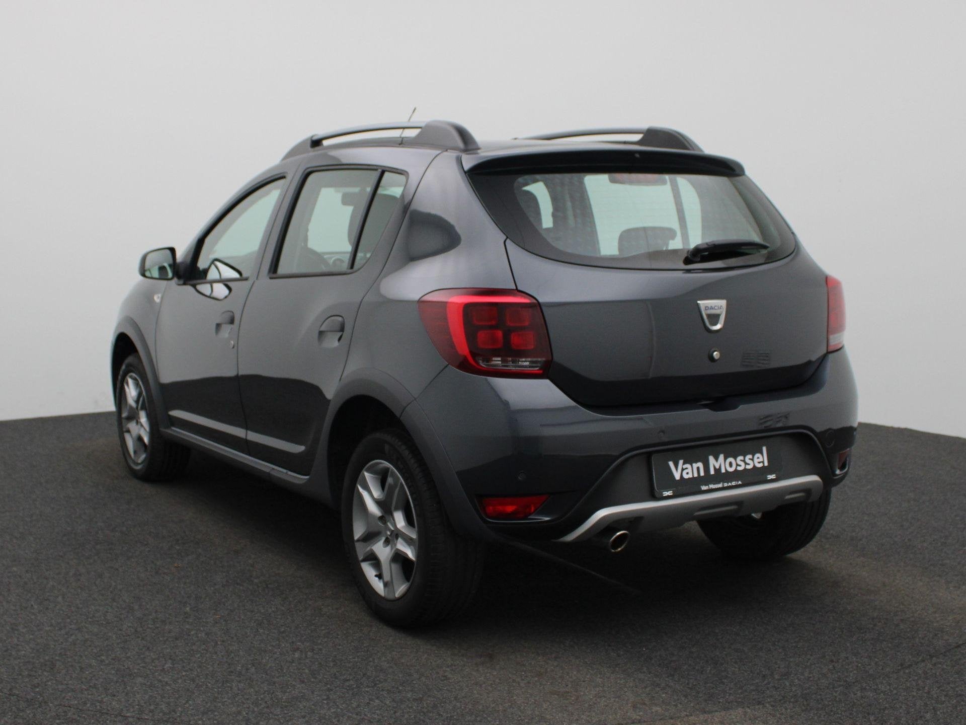Dacia Sandero 1.0 TCe 100 Stepway Plus | NAVIGATIE | CRUISE, Auto's, Voorwielaandrijving, Gebruikt, Zwart, Bedrijf