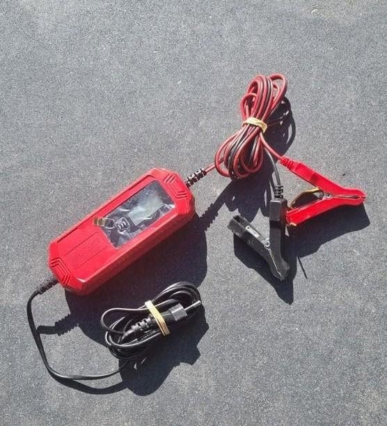 Acculader ULG D 5.0 E3 voor auto en motor, Ophalen of Verzenden