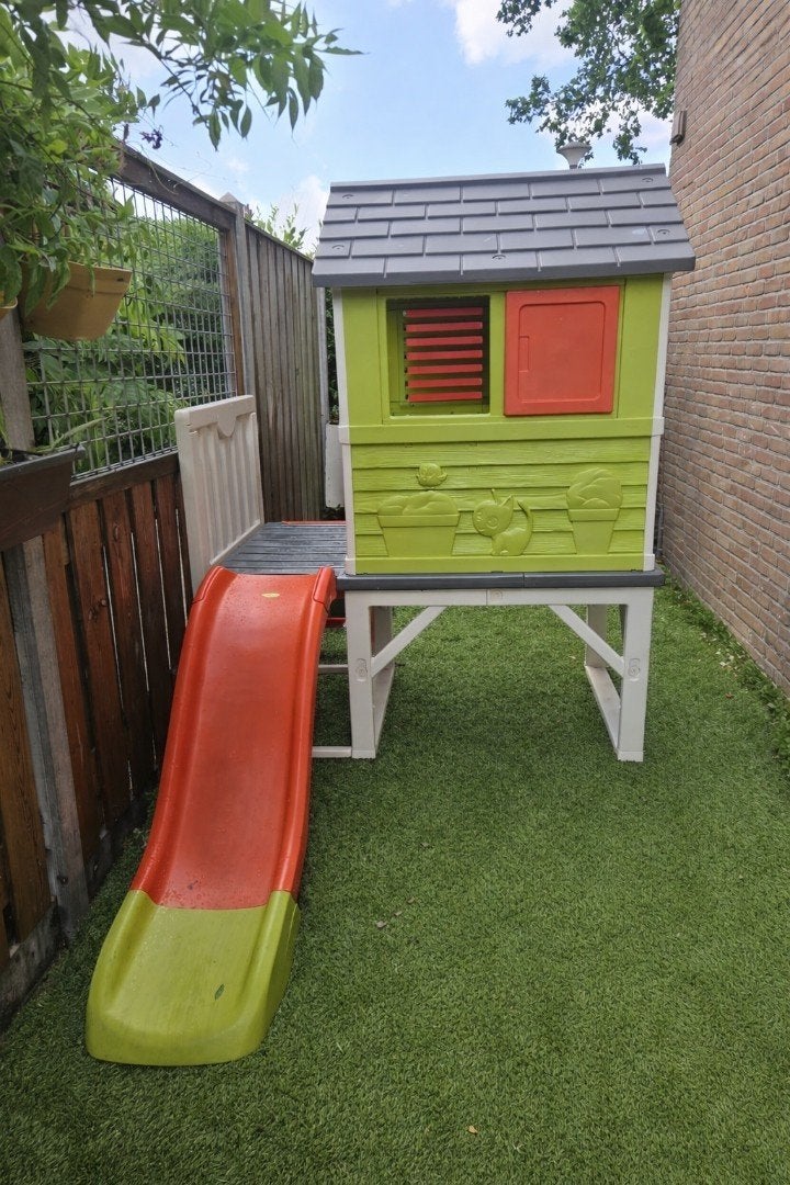 Smoby Speelhuisje met Glijbaan en Klimrek, Kinderen en Baby's, Ophalen, Gebruikt, Kunststof