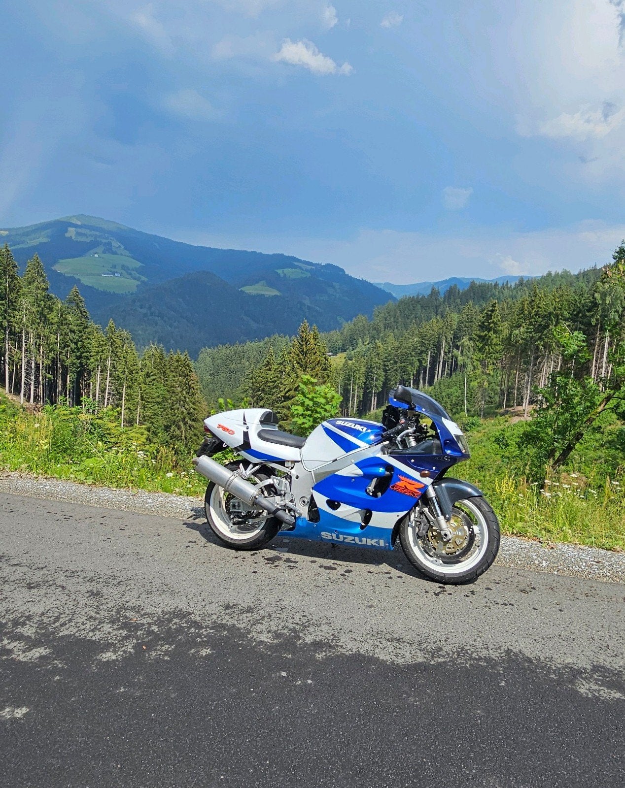 Suzuki GSX-R750 2000, Motoren, 750 cc, 4 cilinders, Super Sport, Particulier