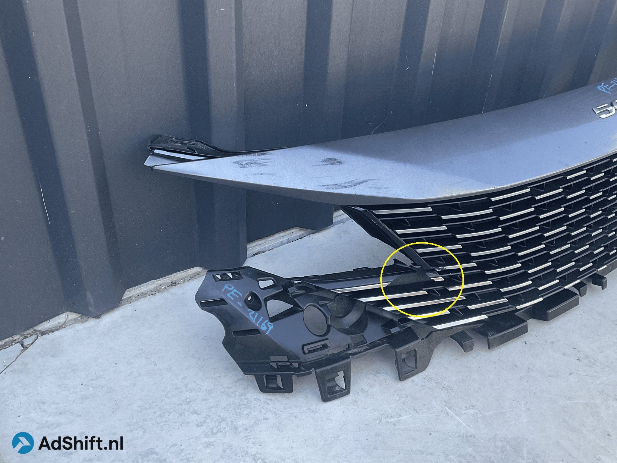 BUMPER GRILL PEUGEOT 3008 5008 9836828477 Boven Gril PE-2116, Auto-onderdelen