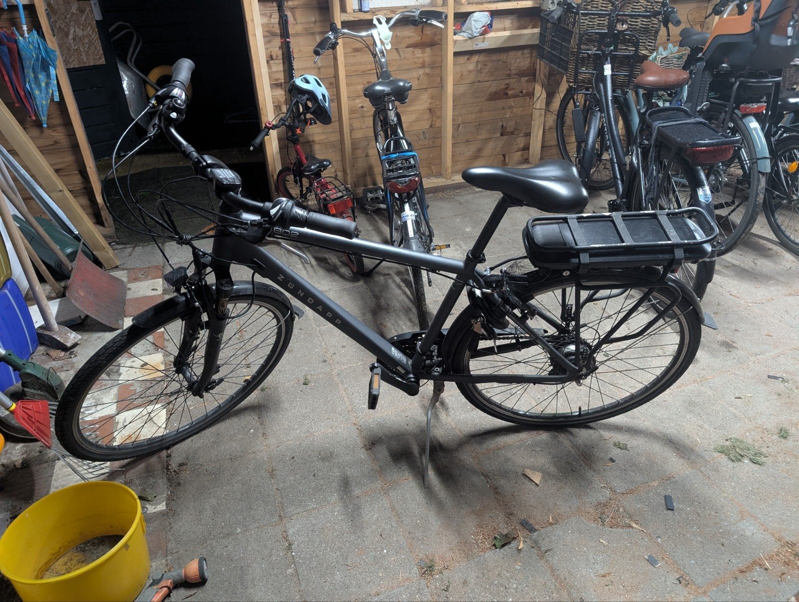 Elektrische fiets Z802 700c 28" voor onderdelen (defect), Fietsen en Brommers, Ophalen, Gebruikt, Overige merken