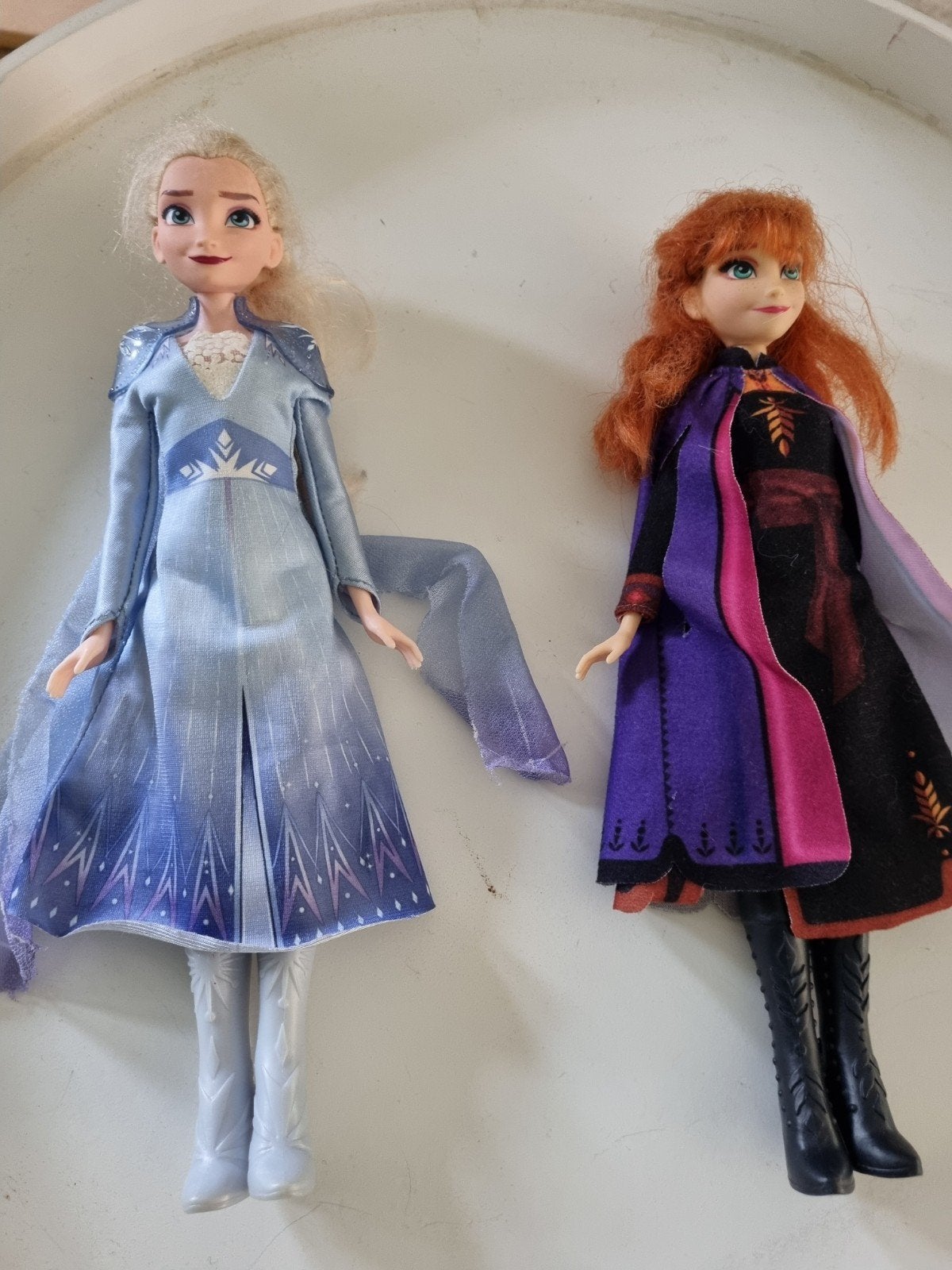 Elsa en Anna barbie, Ophalen of Verzenden, Gebruikt, Barbie