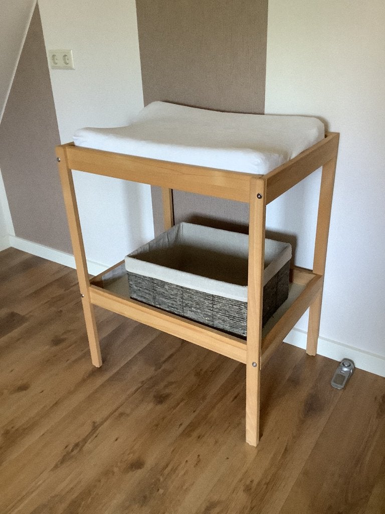 IKEA commode, Minder dan 75 cm, 50 tot 70 cm, Zo goed als nieuw, Voetruimte