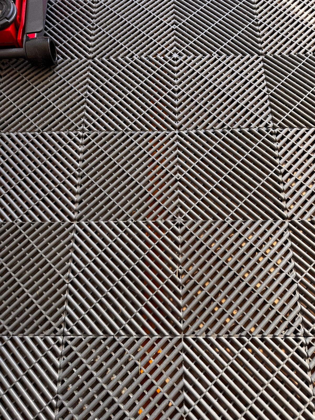 70 grijze PVC kliktegels - voor garage/werkplaats, Ophalen, 40 tot 60 cm, Zo goed als nieuw, 10 m² of meer