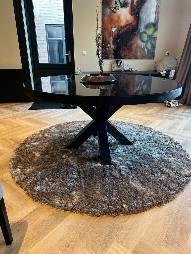 Exclusieve Ronde Eettafel Zwart met Glasplaat Ø160 cm, Huis en Inrichting, Tafels | Eettafels, Ophalen, Gebruikt, 100 tot 150 cm