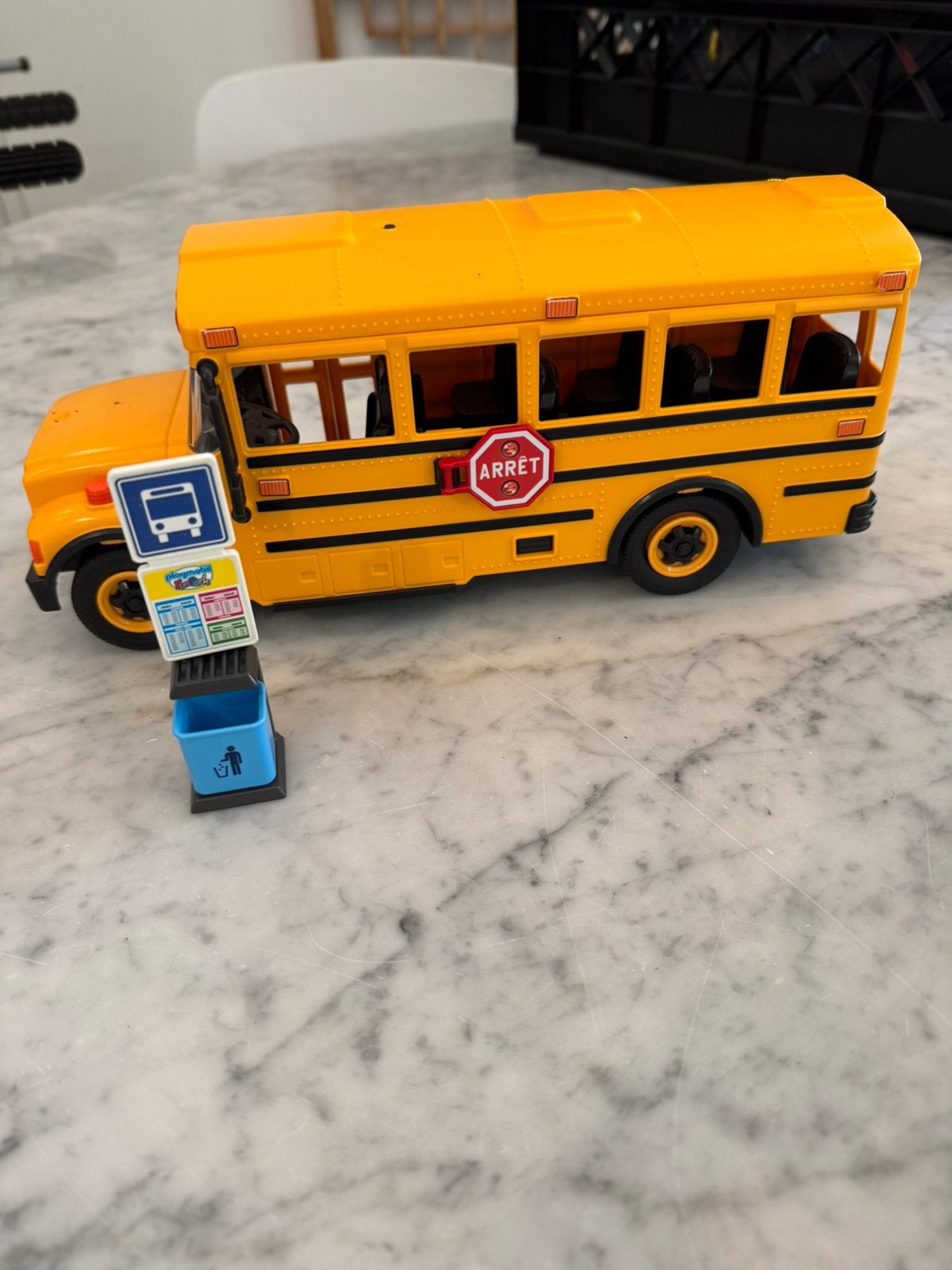 Playmobil Schoolbus met Bushalte - Alleen Ophalen, Ophalen of Verzenden, Gebruikt, Complete set