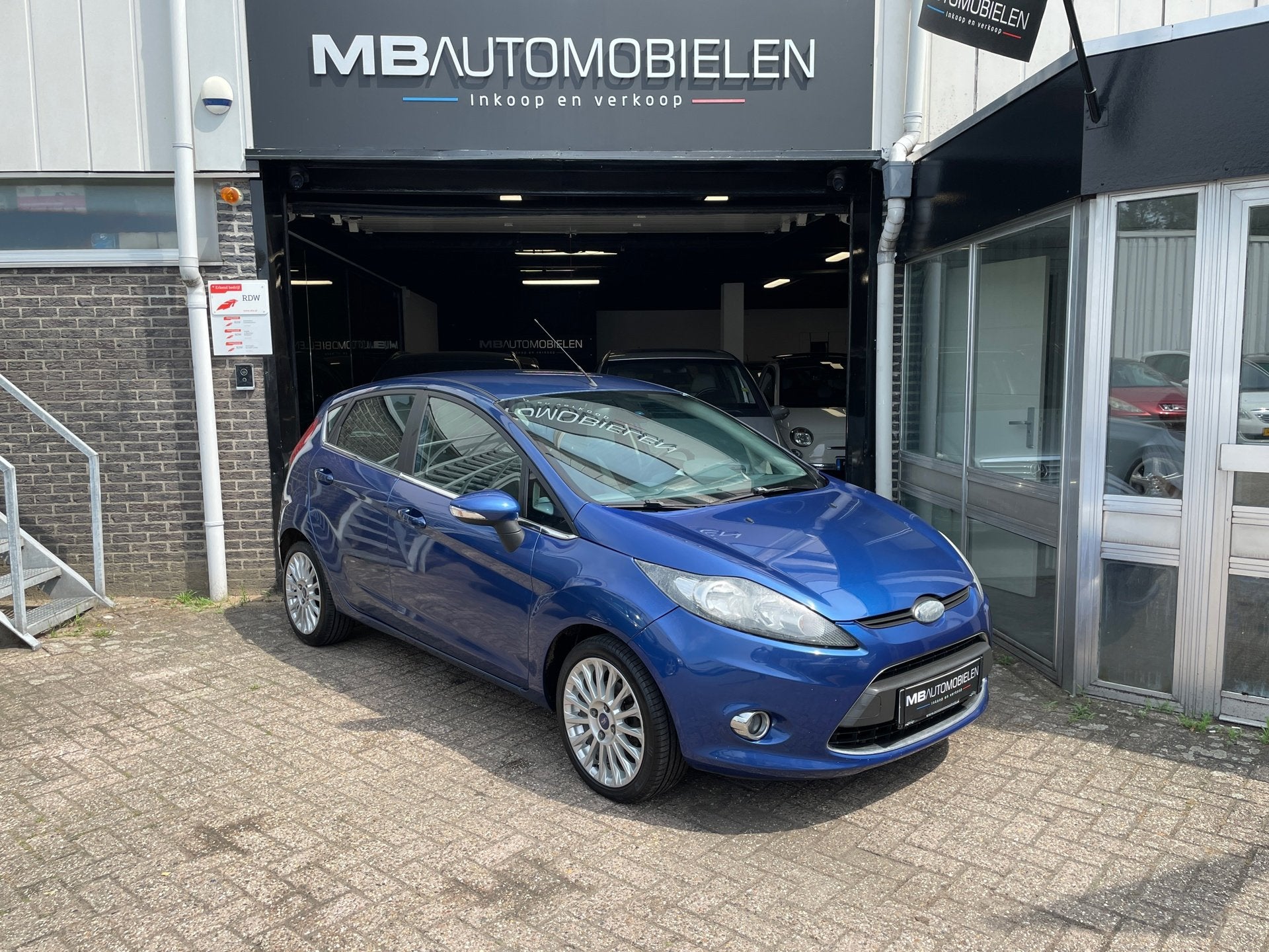 Ford Fiesta 1.25 Ghia//5DRS/Airco/Blauw/Sport Velgen/APK/Ond, Auto's, Voorwielaandrijving, 1242 cc, Bedrijf, Handgeschakeld