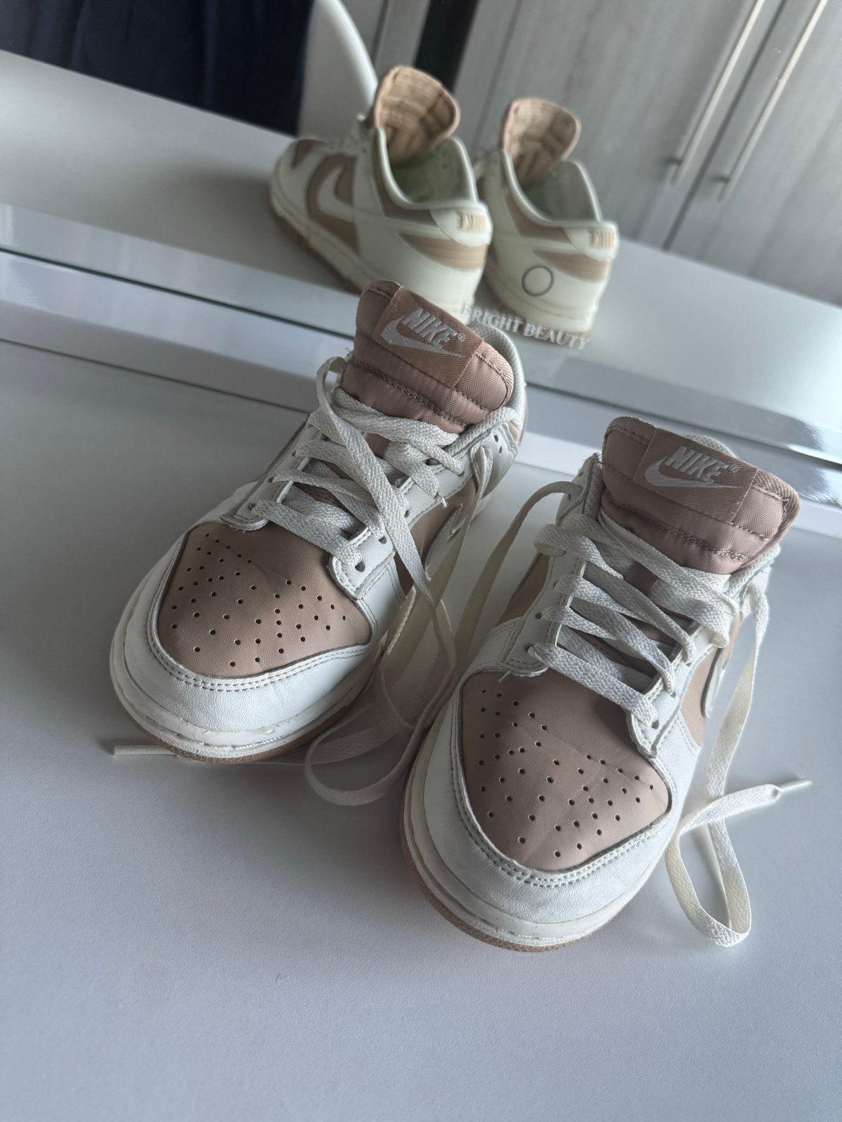 Nike Dunk Low Disrupt 2 Pale Ivory Maat 36,5, Ophalen of Verzenden, Zo goed als nieuw, Beige, Sneakers of Gympen