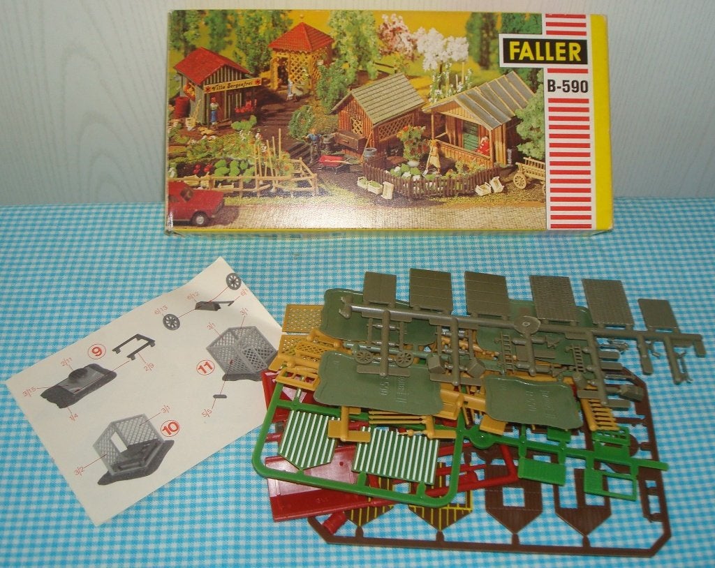 FALLER B- 590 modelbouw landhuisjes huisjes, Ophalen of Verzenden, Gelijkstroom of Wisselstroom, Brug, Tunnel of Gebouw, Overige merken
