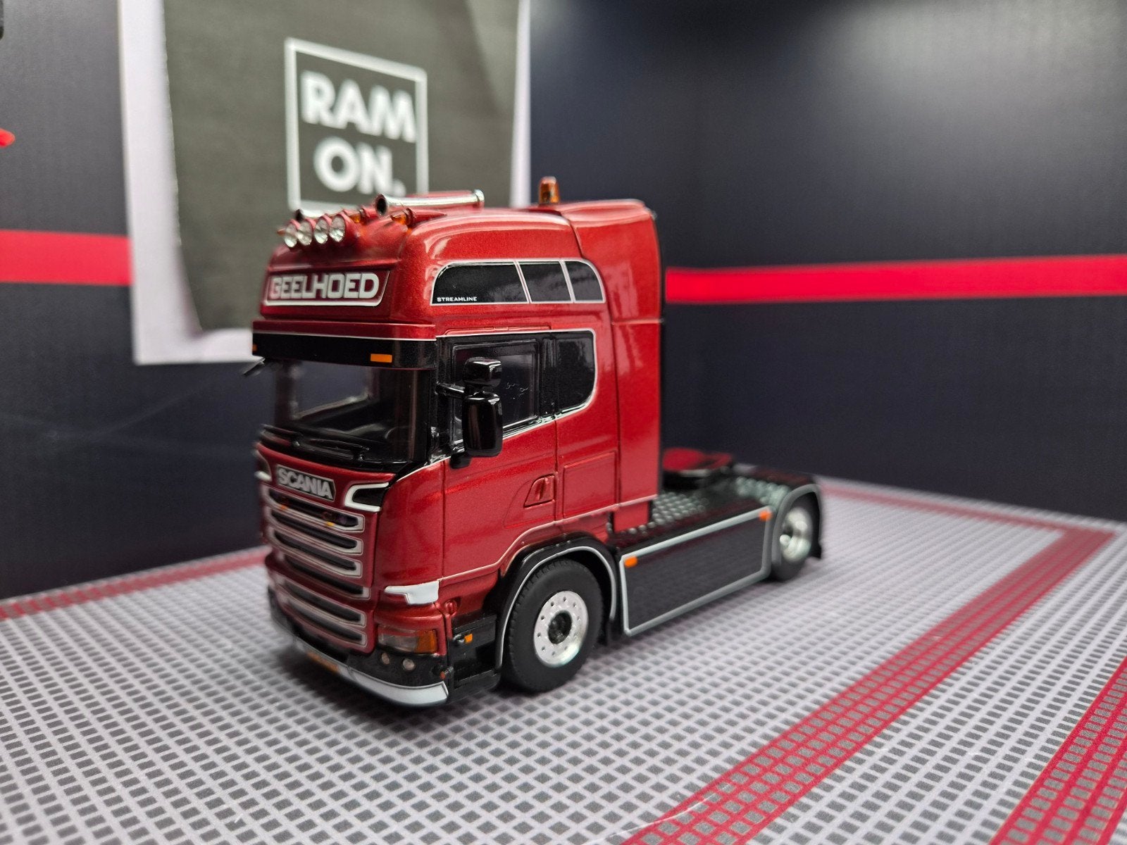 1/50 Scania R450 GEELHOED, Ophalen of Verzenden, Zo goed als nieuw, Bus of Vrachtwagen, Wsi