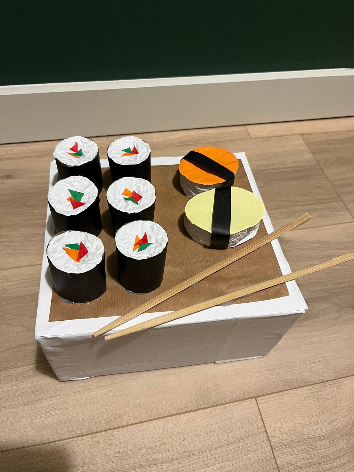 Sinterklaassurprise sushi! Voor het goede doel, Ophalen of Verzenden, Nieuw