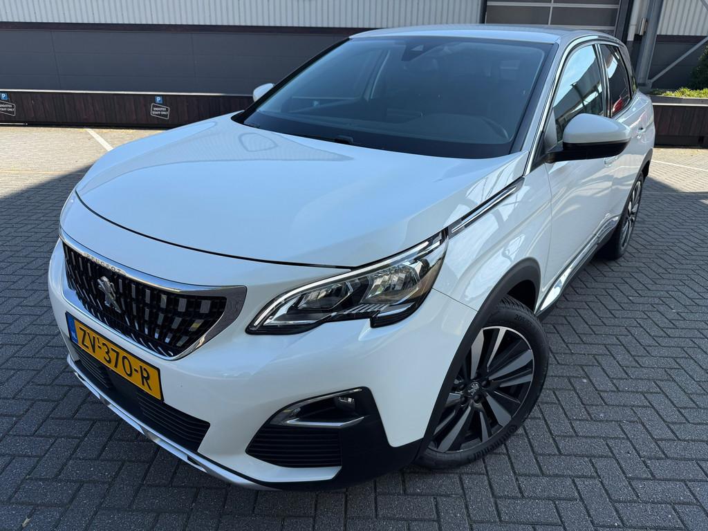 Peugeot 3008 1.2 PureTech Blue Lease*CAMERA*CARPLAY*APK*NAP*, Voorwielaandrijving, Gebruikt, 1199 cc, Wit