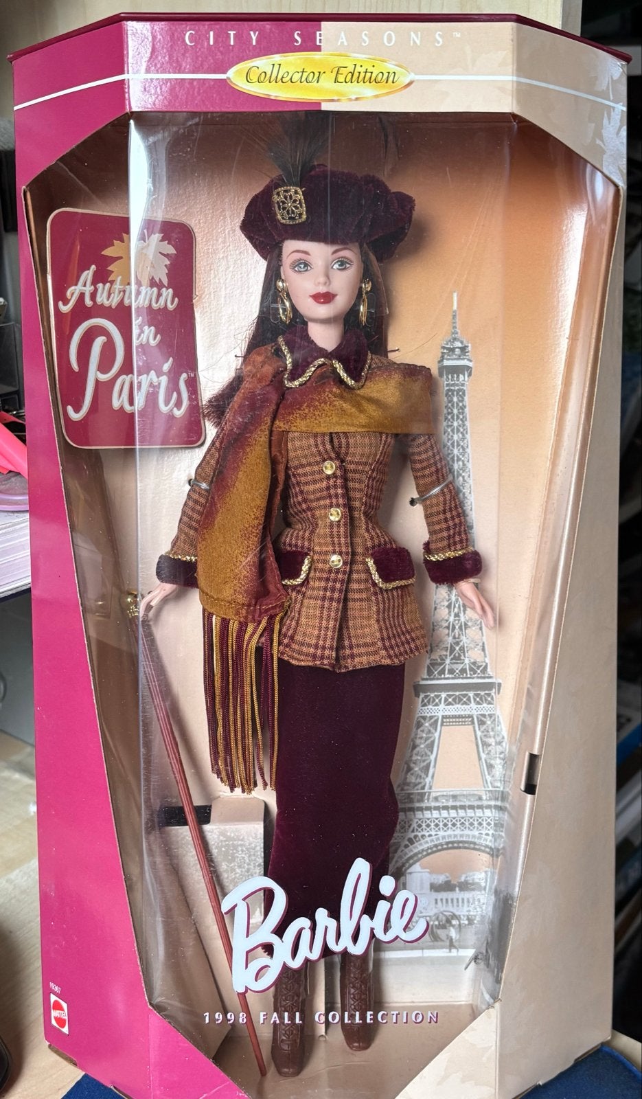 Barbie "Autumn in Paris" Collector Edition 1998 NRFB
