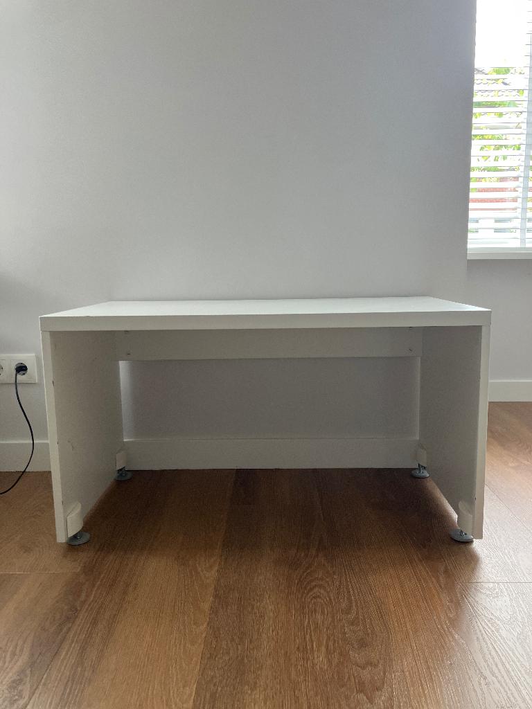 IKEA kinder bureau, Huis en Inrichting, Bureaus, Gebruikt, Kinderbureau, IKEA, Ophalen
