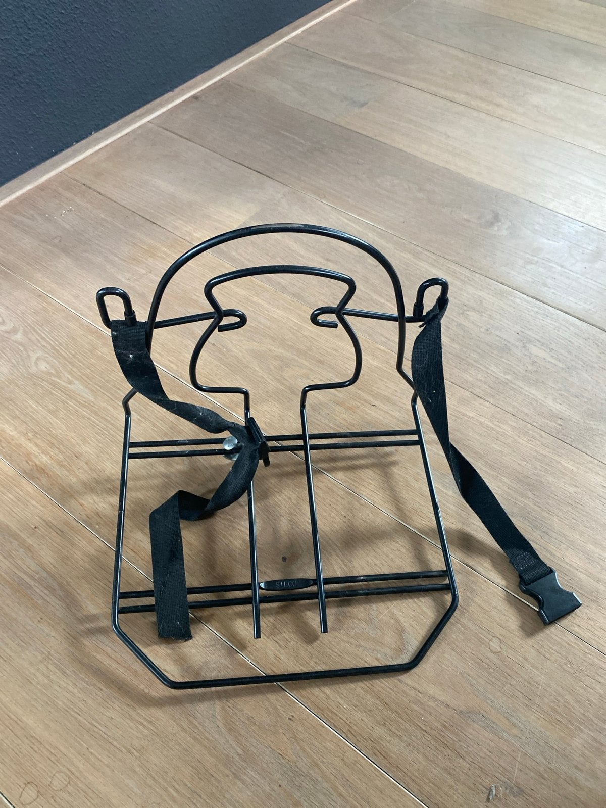 Zwart fietsrekje voor voor op de fiets, Fietsen en Brommers, Ophalen of Verzenden, Gebruikt