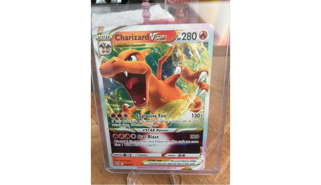 Charizard VSTAR – Brilliant Stars, Ophalen of Verzenden, Zo goed als nieuw, Losse kaart