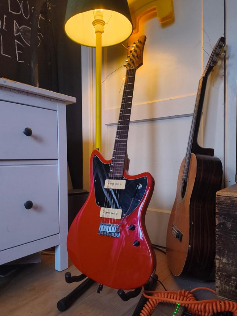 Hartwood Drifter met Alnico II Pickup Upgrade, Ophalen of Verzenden, Zo goed als nieuw, Solid body, Overige merken
