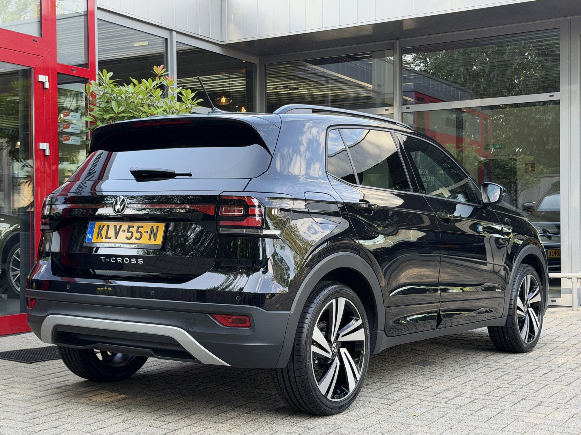 Volkswagen T-Cross 1.0 TSI AUT. *!* 2x R-LINE *!* NAVI/ CARP, Auto's, Gebruikt, Euro 6, Zwart, Bedrijf