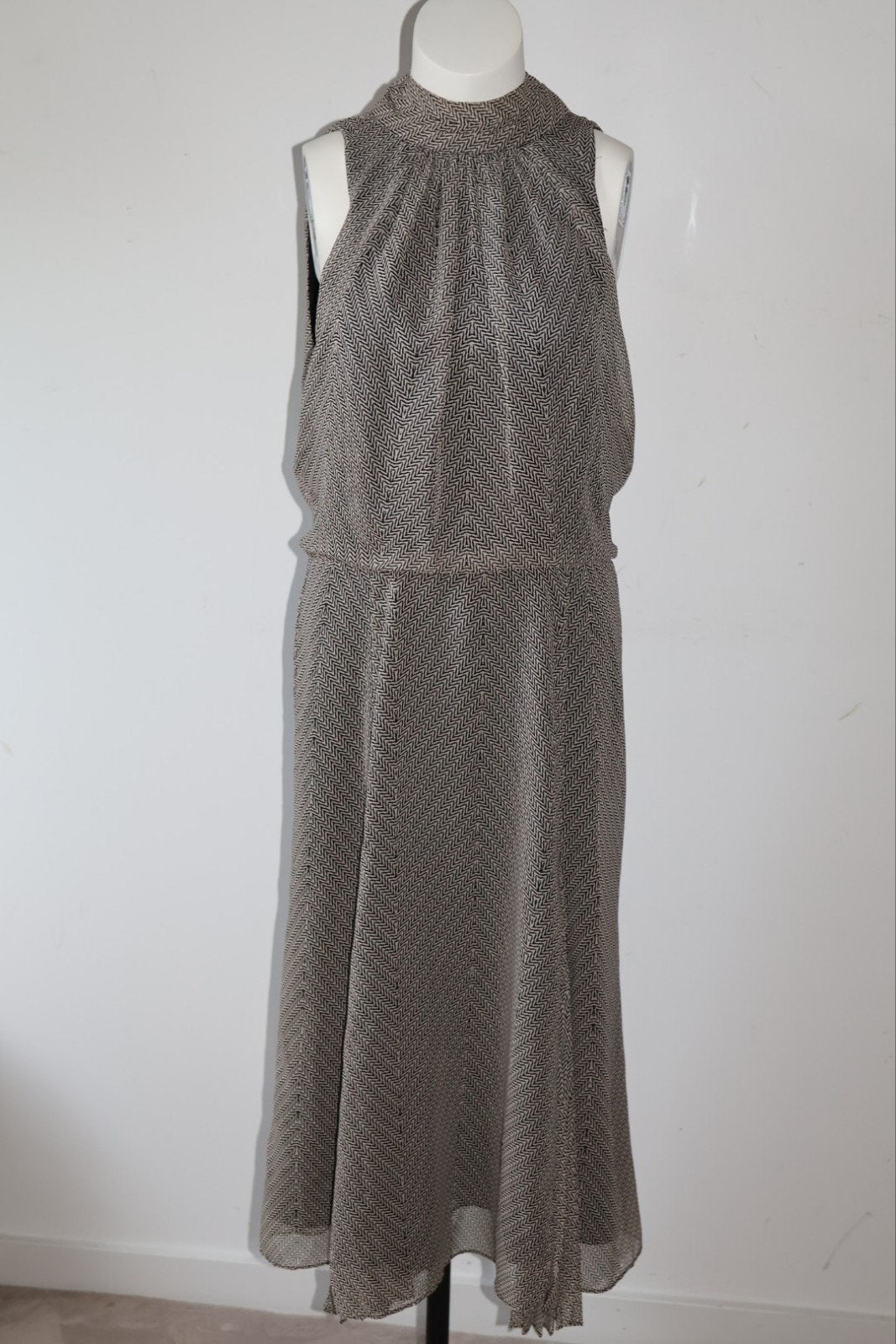 Reiss Super Mooie Lange Jurk Maat 40 / L, Kleding | Dames, Jurken, Reiss, Ophalen of Verzenden, Zo goed als nieuw, Reiss