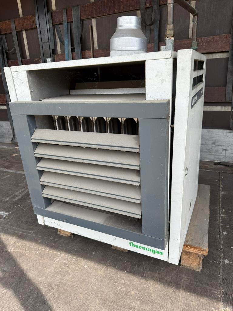 Hal verwarming, 30 tot 80 cm, Radiator, Ophalen of Verzenden, Zo goed als nieuw