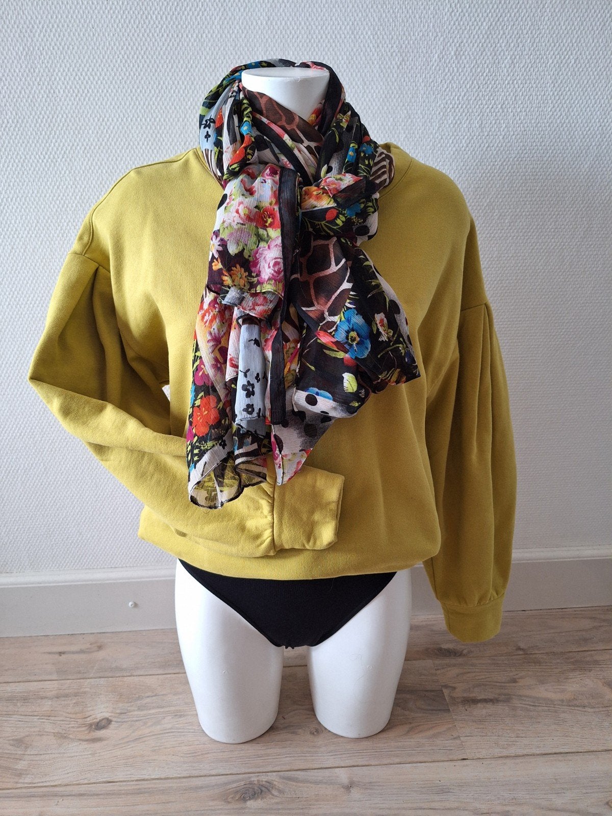 Ivy & You sweater maat L olijfgroen (zonder sjaal), Kleding | Dames, Ophalen of Verzenden, Zo goed als nieuw, Groen
