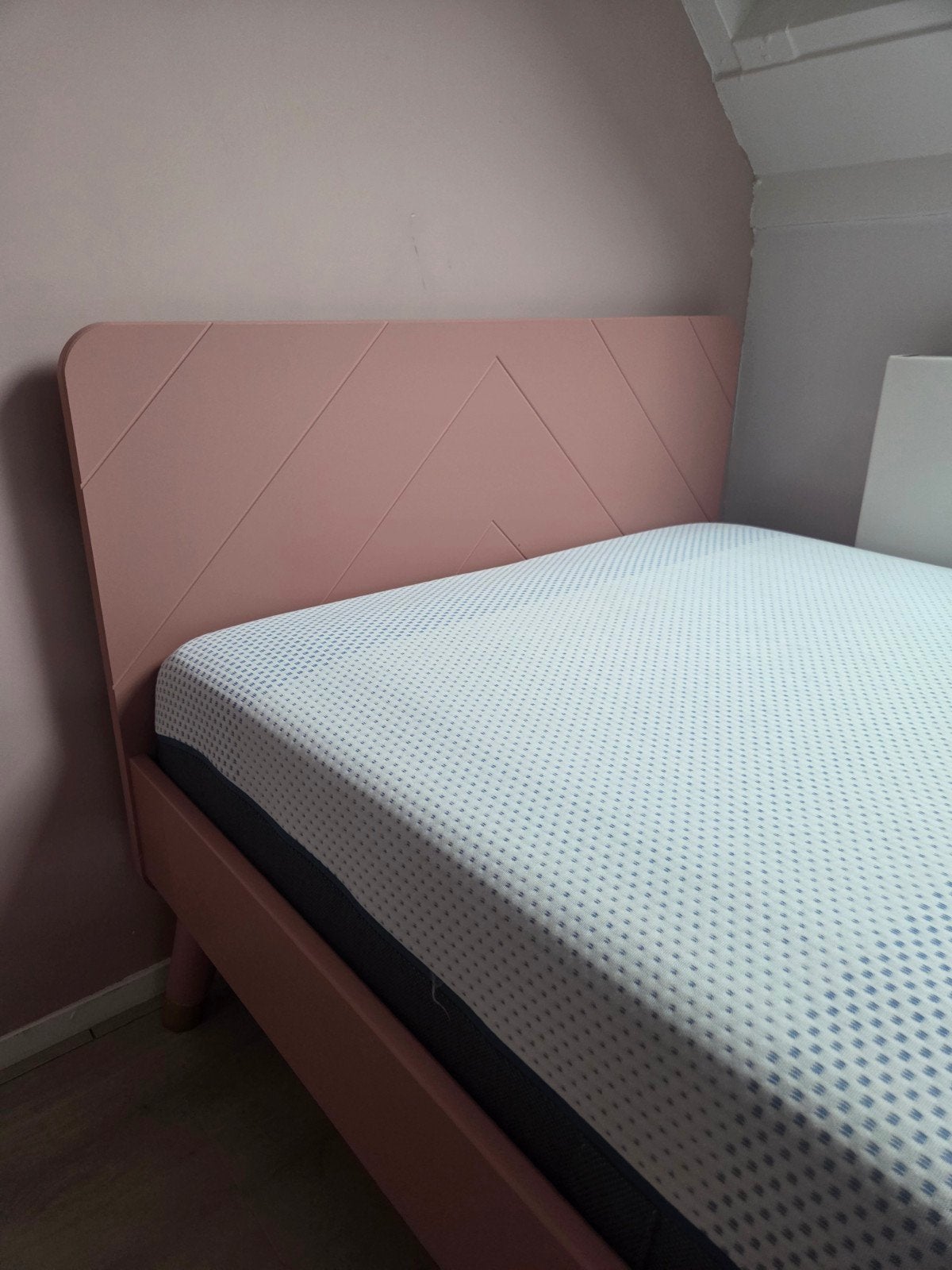 eenpersoonsbed 90x200, Huis en Inrichting, Ophalen, Zo goed als nieuw, Eenpersoons, 90 cm