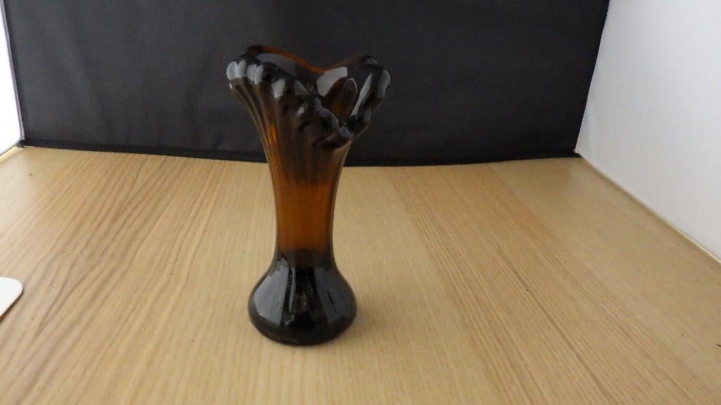 jaren '70 glazen vaasje, Gebruikt, Overige kleuren, Ophalen of Verzenden, Glas