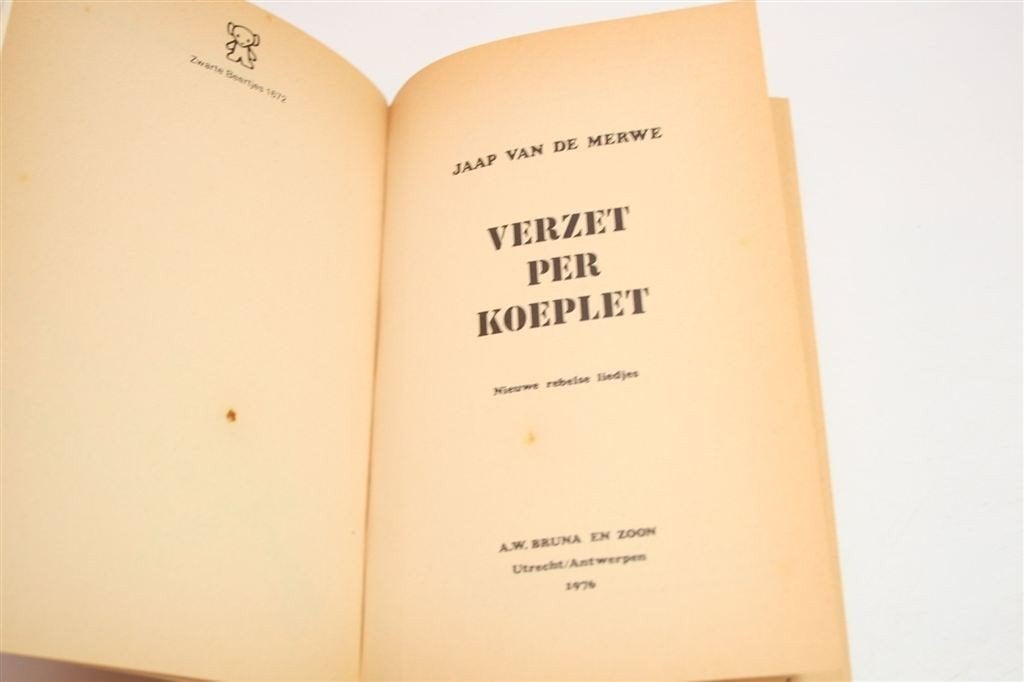 Jaap van de Merwe — Verzet per Koeplet — Liedjes met Muziek, Ophalen of Verzenden, Gelezen, Artiest