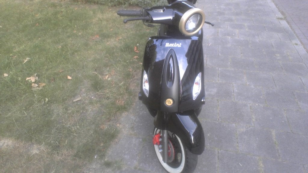 Berini New City 2  fijne  zeer goed onderhouden scooter  !!, Fietsen en Brommers, Brommeronderdelen | Scooters, Zo goed als nieuw