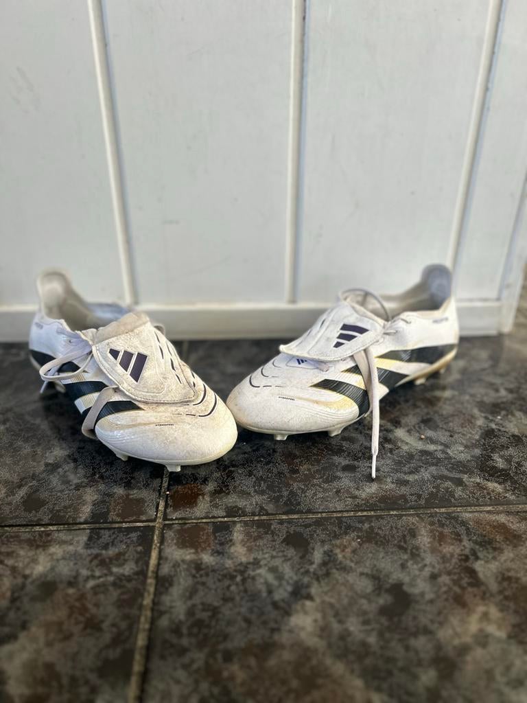 Adidas Predator voetbalschoenen wit/blauw/goud - Maat 43,5, Maat XS of kleiner, Ophalen of Verzenden, Gebruikt, Schoenen