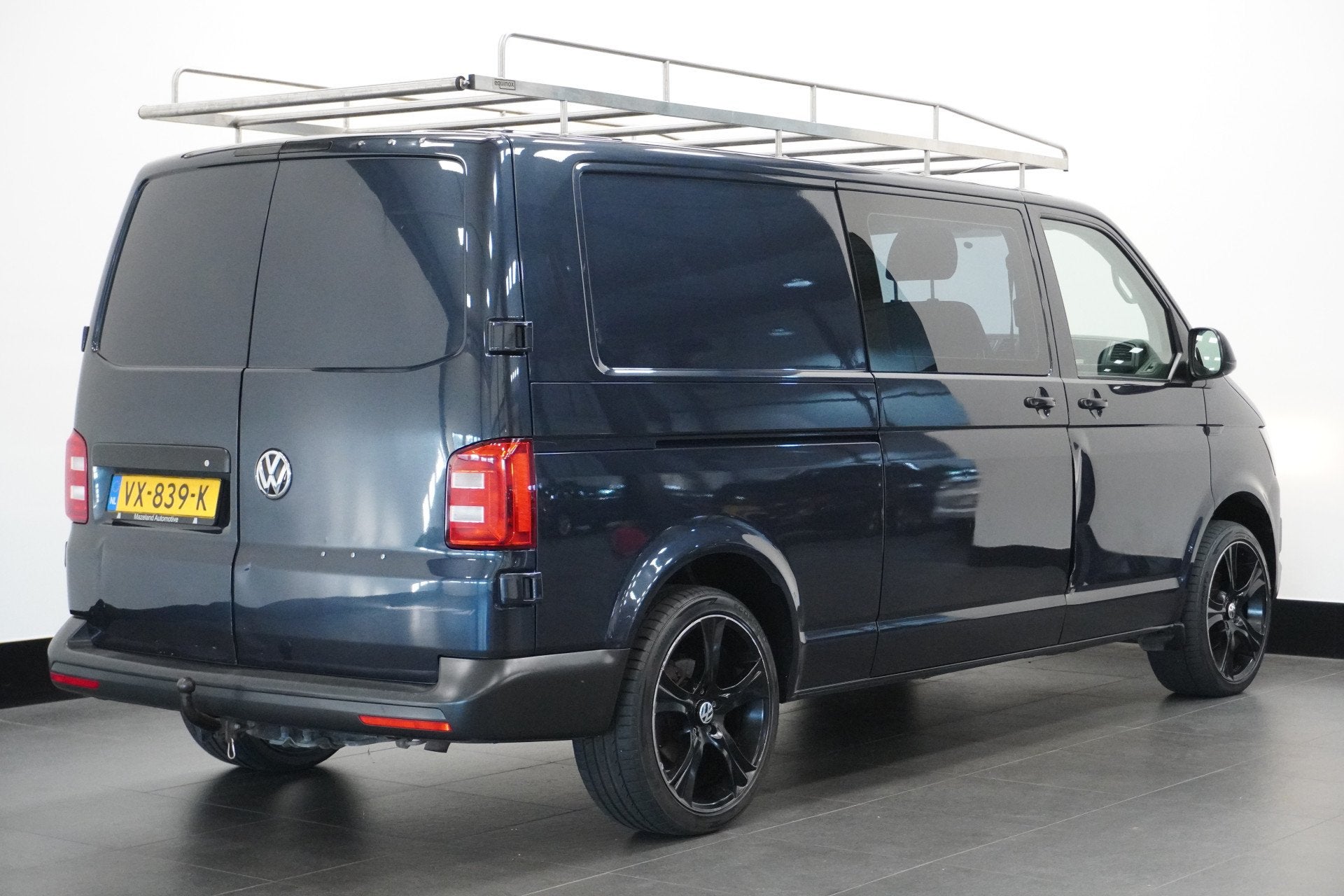 Volkswagen Transporter 2.0 TDI L2 Dubbele Cabine | Airco | C, Voorwielaandrijving, Euro 5, Gebruikt, 4 cilinders