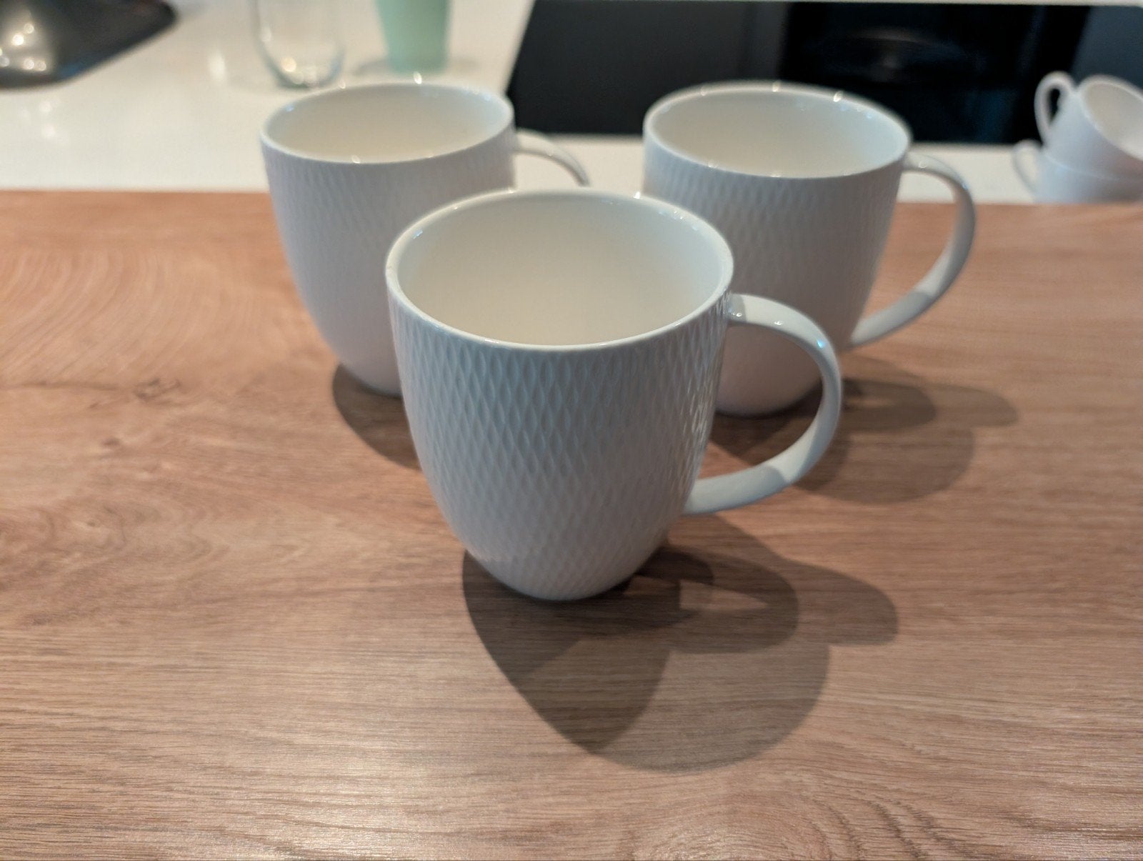 Maxwell & Williams White Basic Diamonds - 3 grote mokken, Overige merken, Ophalen of Verzenden, Zo goed als nieuw, Overige stijlen